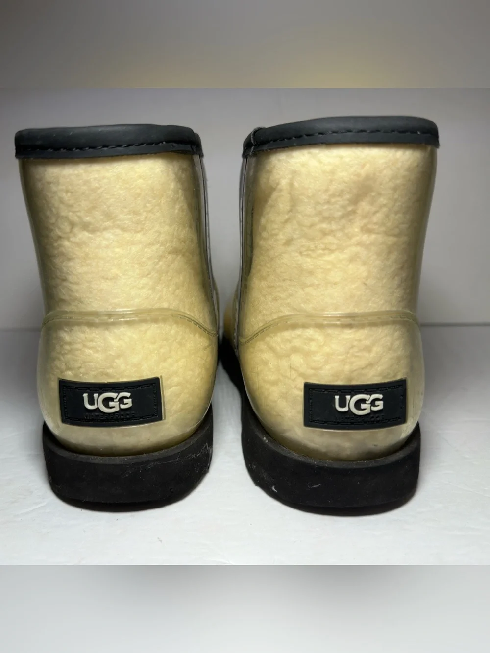 UGG Kids Girls Clear Mini II Natural Black Ankle Rain Booties Fleece Sz 3